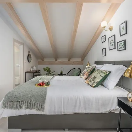 Residence-galant Διαμέρισμα *
